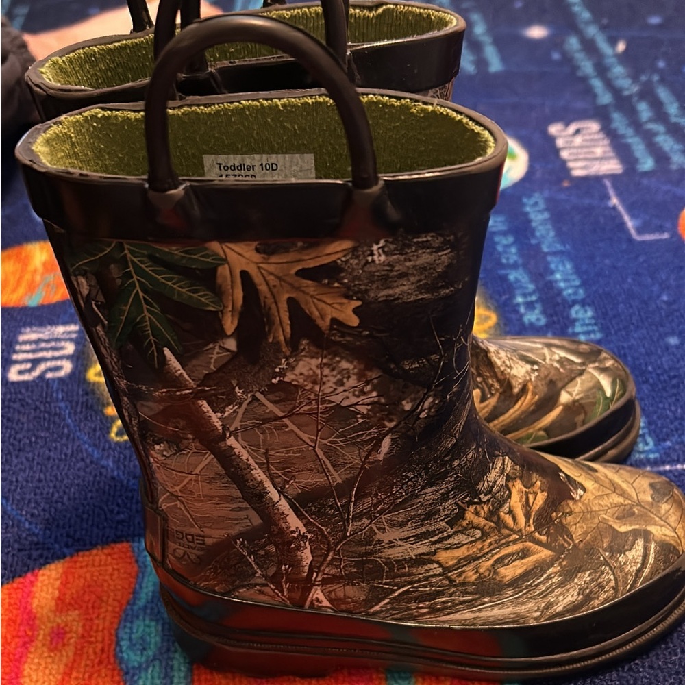 Magellan rain boots toddler 10